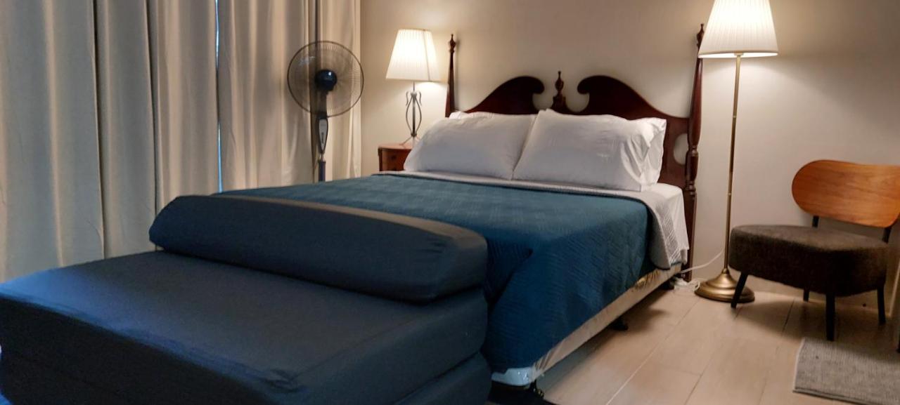 Naia Teminal 3,Newport,Pasay,Elegant Suites Manila Exterior photo